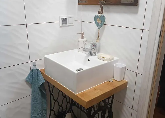 Z Kominkiem, Ukta 63, Mazury, *